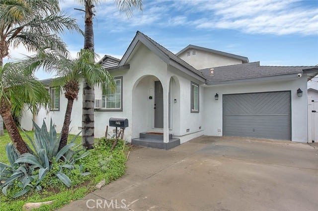 1237 North Evergreen