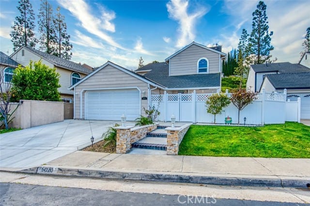 6020 E. Ridgewood Court