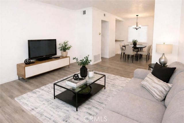 7632 Topanga Canyon