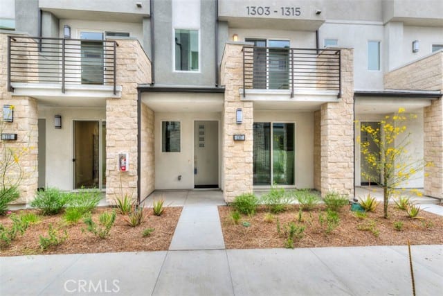 1307 West Bushell