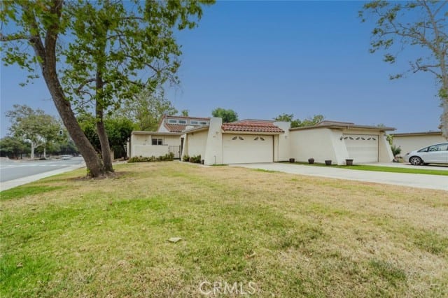 410 Champlain Drive, Claremont, CA 91711