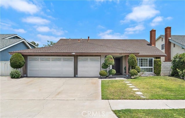 104 South Carousel Street