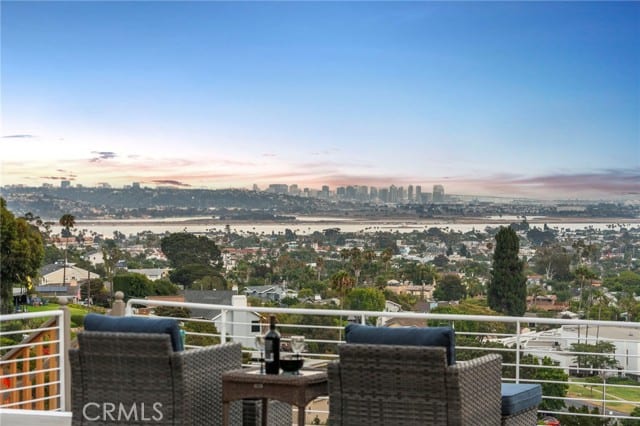 1269 Van Nuys, San Diego, CA 92109