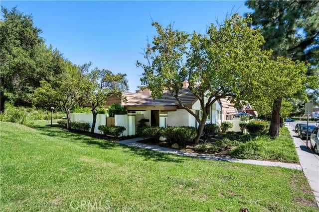 22421 Jeffrey Mark Court, 8, Chatsworth, CA 91311