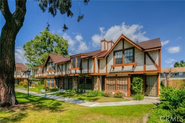 1173 South Paula
