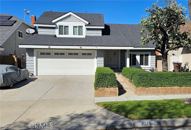 8125 East Woodsboro