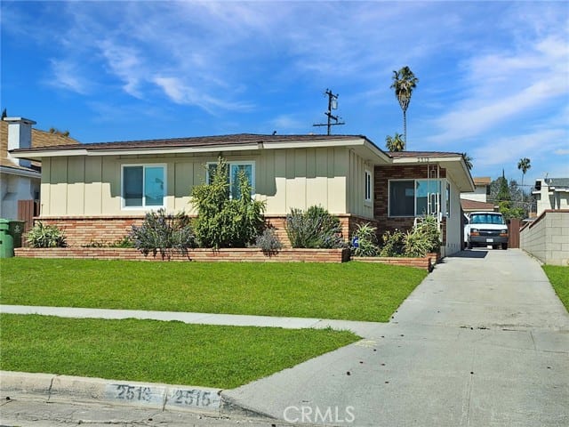 2513 Birch Street