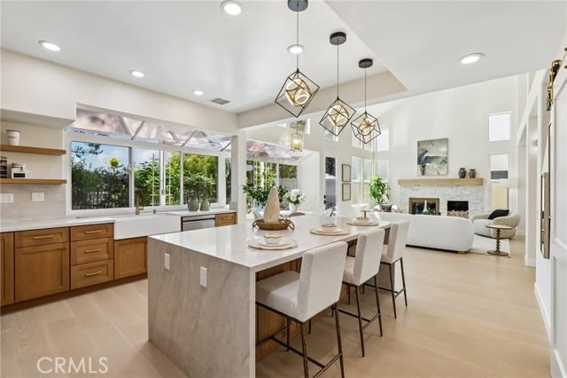 4 Meadowpoint