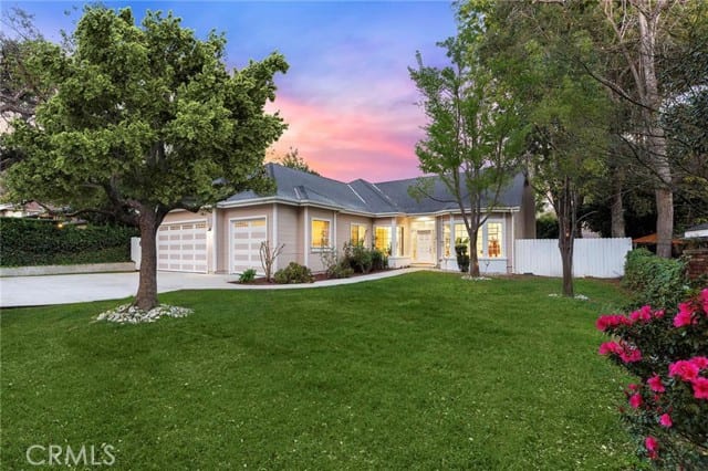 136 North Garfield Place, Monrovia, CA 91016