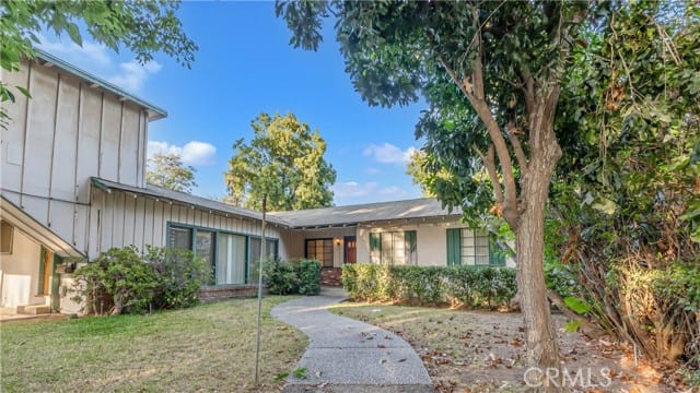154 South Lima Street, Sierra Madre, CA 91024