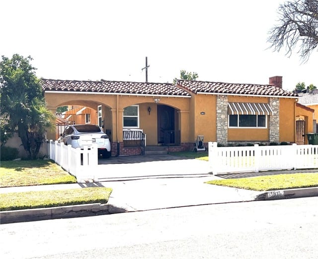1813 Edgewood Drive
