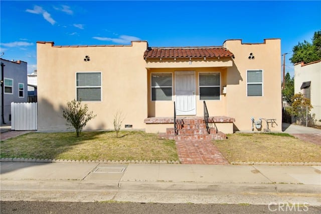 24 South Vega Street