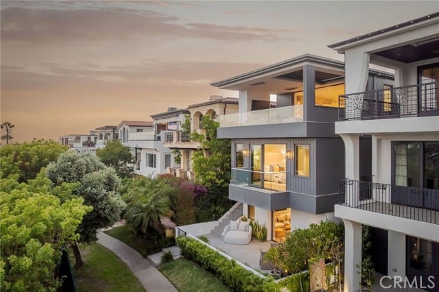 457 26th Street, Manhattan Beach, CA 90266