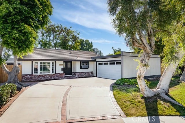 4356 East Claytor Circle