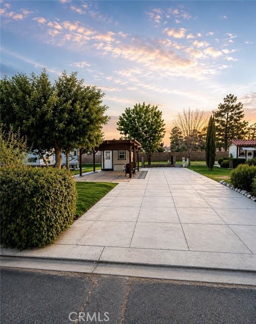 11604 Wedgewood