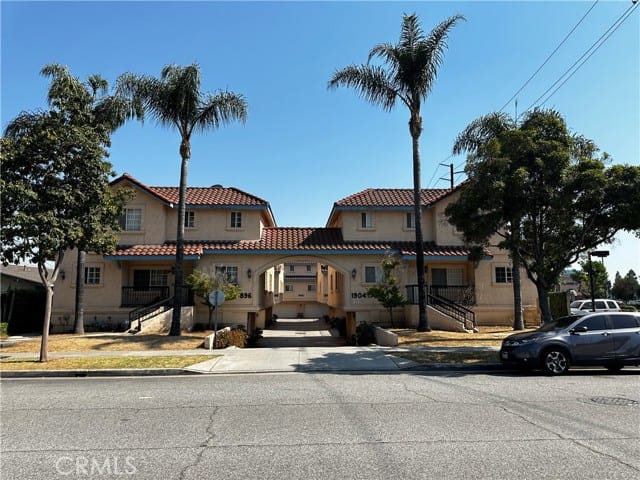 1898 Vine Street