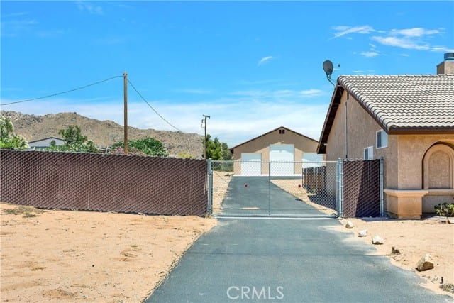 16557 Candlewood Road