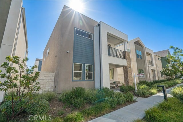 27513 Feathery Cassia, Valencia, CA 91381
