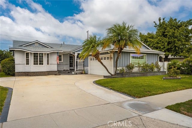8037 Canna Circle