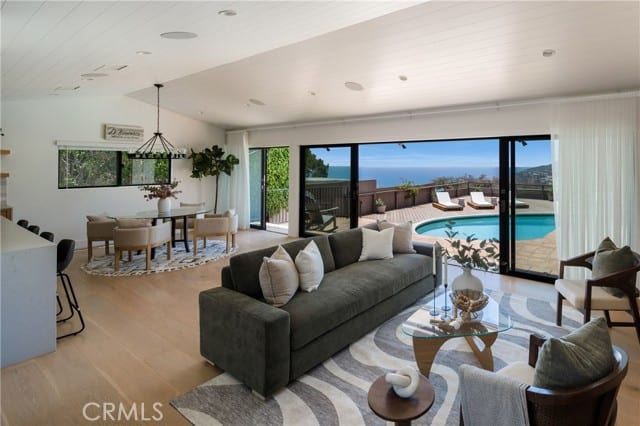225 Notteargenta Road, Pacific Palisades, CA 90272