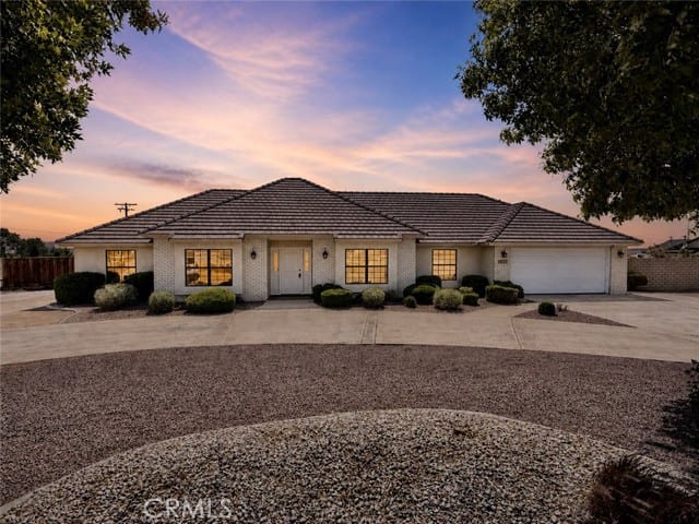 14890 Apple Valley