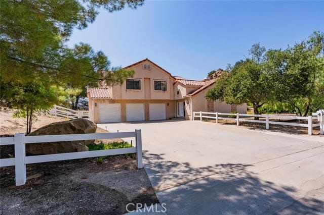 48 Ranchero Road