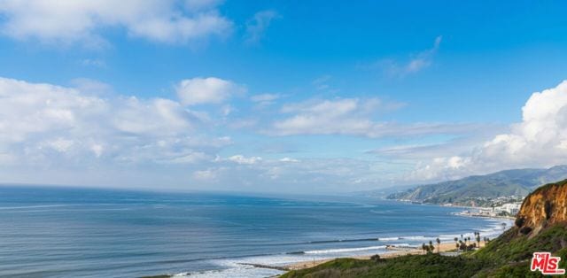15241 Via De Las Olas, Pacific Palisades, CA 90272
