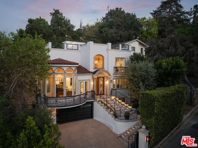 3932 Blue Canyon Drive, Studio City, CA 91604