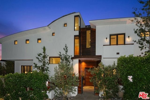 1535 Umeo Road, Pacific Palisades, CA 90272