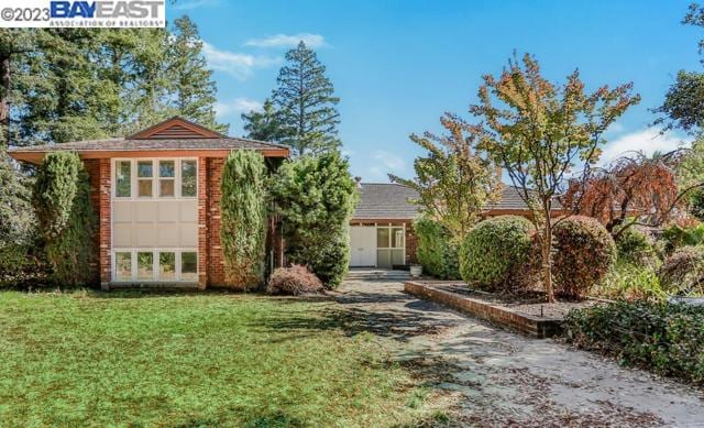 4121 East ACAMPO RD