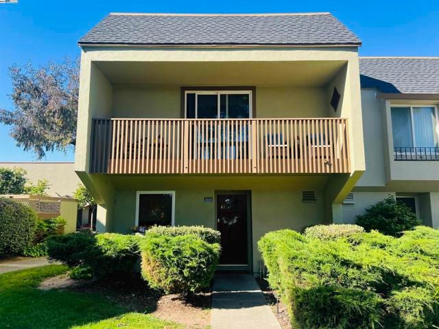 3020 Cerro Vista