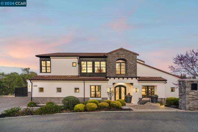 446 Legacy Dr