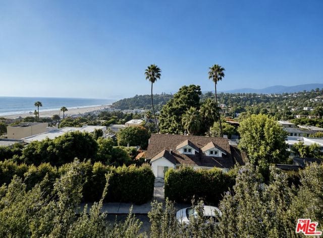 207 Ocean Ave Ext, Santa Monica, CA 90402