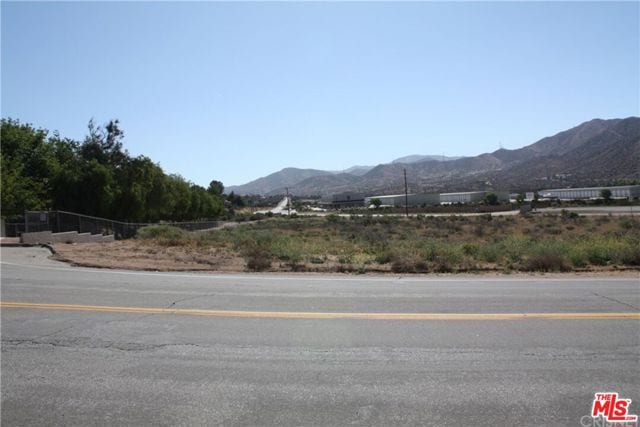 0 Vac/Cor Soledad Canyon R