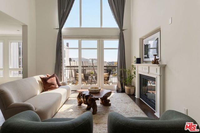 558 Caruso Avenue, Glendale, CA 91210