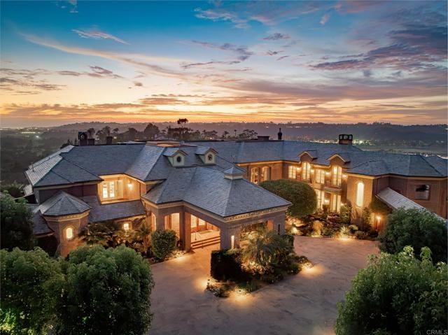 5893 Winland Hills Dr