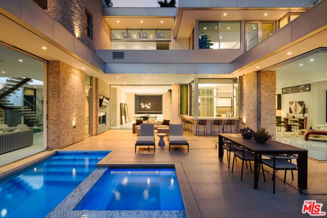 9311 Readcrest Drive
