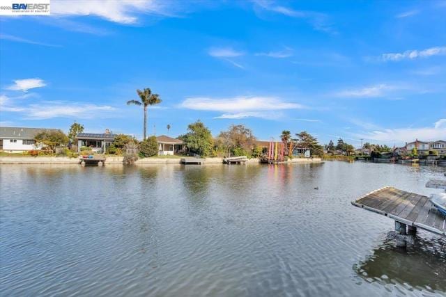 2819 Bayview Dr