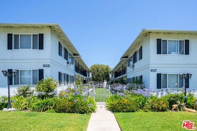 921 West Huntington Drive, Arcadia, CA 91007