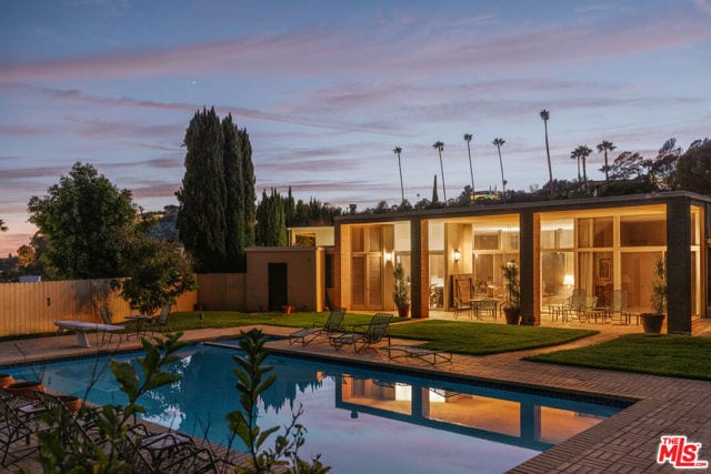1058 North Hillcrest Road, Beverly Hills, CA 90210