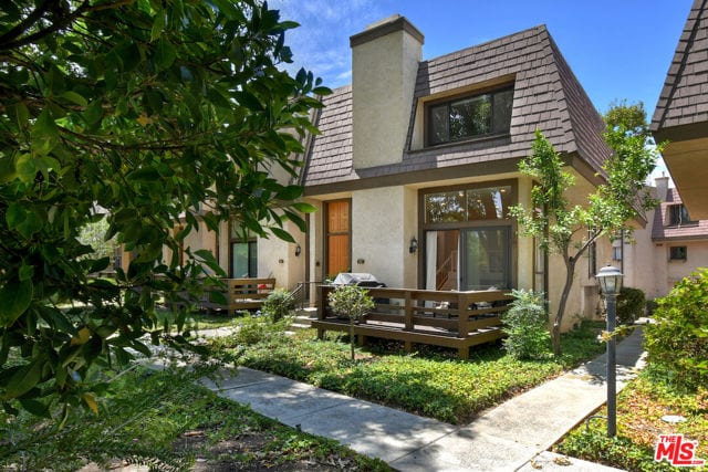9000 Vanalden Avenue, 123, Northridge, CA 91324