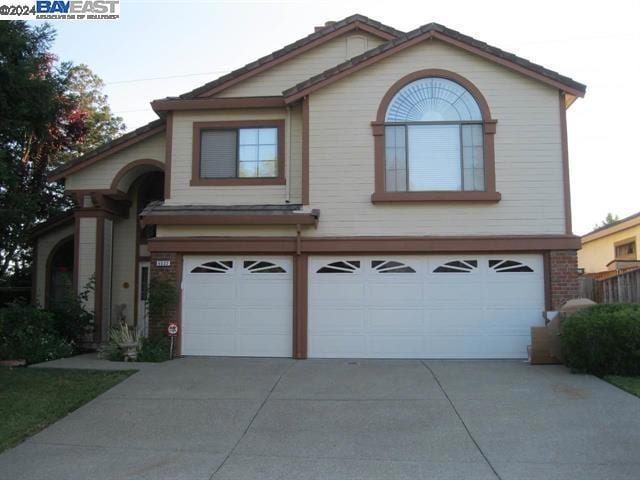 4532 Montara