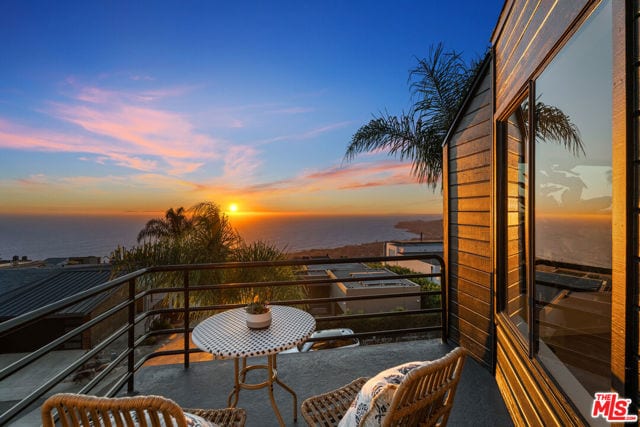 1130 Del Mar Avenue, Laguna Beach, CA 92651