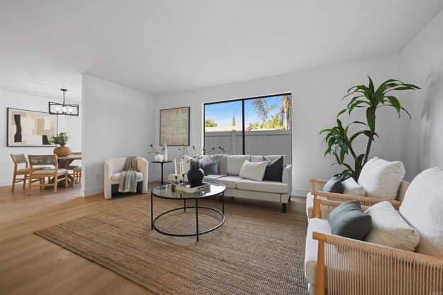 376 Forest Place, Vista, CA 92083