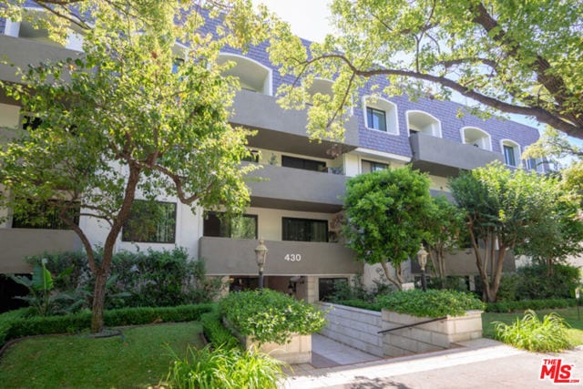 430 MAPLE Drive