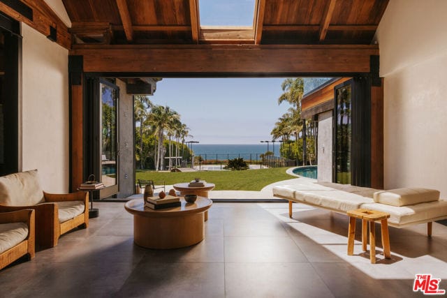 30464 Morning View Drive, Malibu, CA 90265