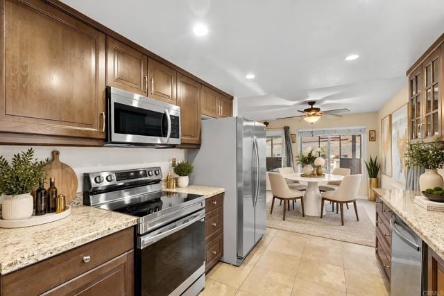 267 Hannalei Dr, Vista, CA 92083