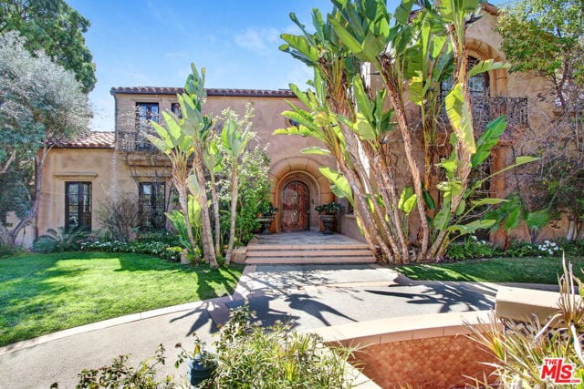 725 North Foothill Road, Beverly Hills, CA 90210