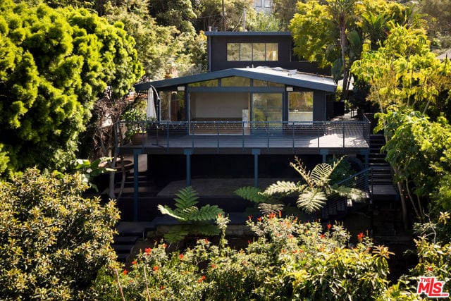 295 Mabery Road, Santa Monica, CA 90402