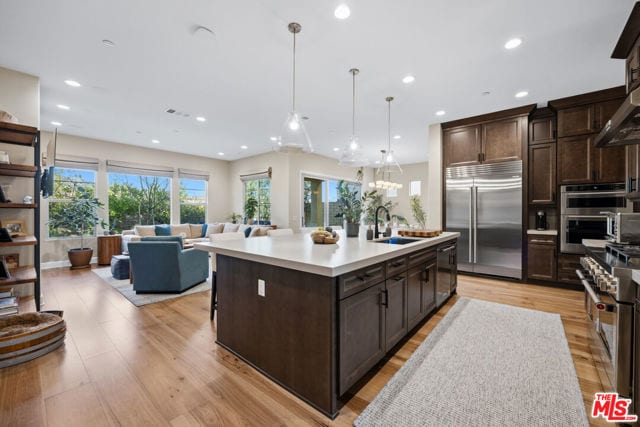 11728 Canoga Avenue, Chatsworth, CA 91311